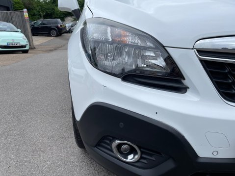 Vauxhall Mokka 1.6i Exclusiv 2WD Euro 6 (s/s) 5dr 9