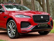 Jaguar F-Pace R-DYNAMIC BLACK 10