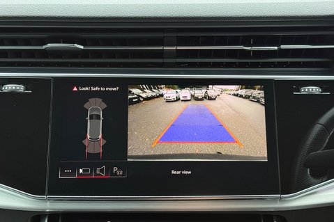 Audi Q7 TDI QUATTRO S LINE MHEV - ONE LADY OWNER  44