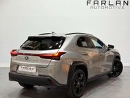 Lexus Ux 2.0 250h SUV 5dr Petrol Hybrid E-CVT Euro 6 (s/s) (184 ps) 4