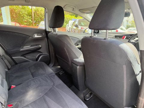 Honda Civic 1.8 i-VTEC ES Auto Euro 5 5dr 36