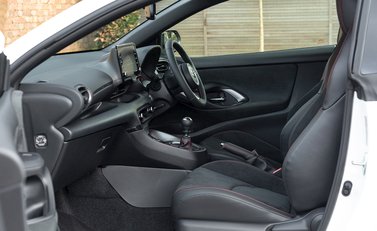 Toyota GR Yaris Circuit Pack 16