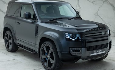 Land Rover Defender 90 V8 CARPATHIAN EDITION 11