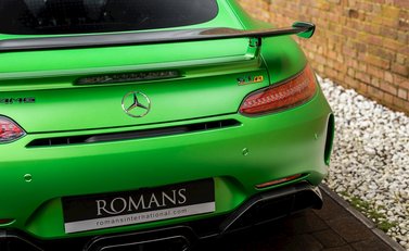 Mercedes-Benz AMG GT R 23