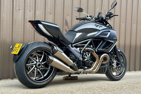 Ducati Diavel 1.2 Diavel 4