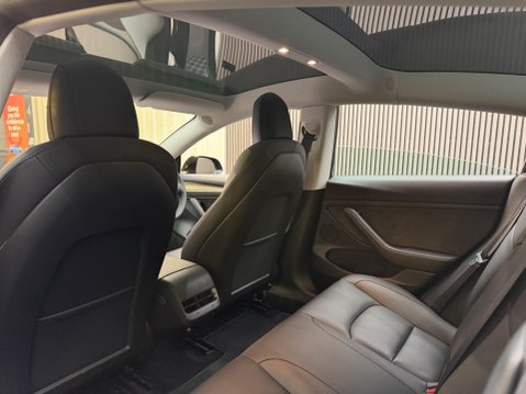 Tesla Model 3 Standard Range Plus Auto RWD 4dr 42