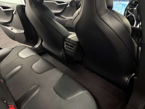 Tesla Model S Model S 75D 4WD 5dr 33