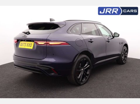 Jaguar F-Pace 2.0 F-Pace R-Dynamic SE Black PHEV AWD Auto 4WD 5dr 9