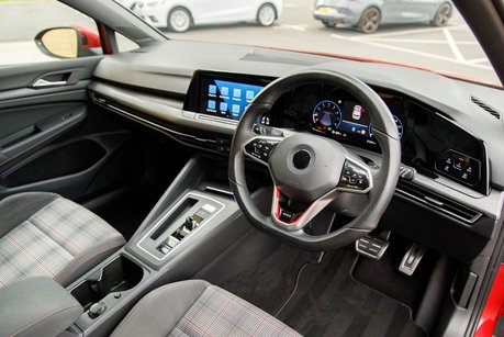 Volkswagen Golf GTI TSI DSG