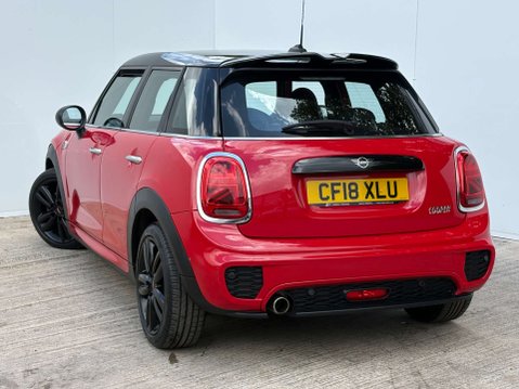 Mini Hatch 1.5 Cooper Auto 5dr 35