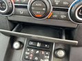 Land Rover Discovery 3.0 SD V6 Graphite SUV 5dr Diesel Auto 4WD Euro 6 (s/s) (256 bhp) 77