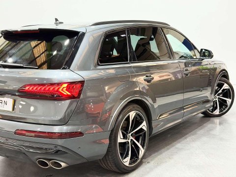 Audi SQ7 4.0 TFSI V8 Black Edition SUV 5dr Petrol Tiptronic quattro Euro 6 (s/s) (50 32