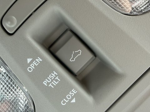 Suzuki Vitara 1.4 Boosterjet 48V Hybrid SZ5 5dr 19