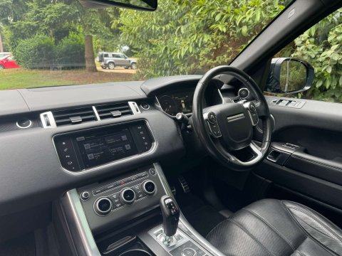 Land Rover Range Rover Sport 3.0 Range Rover Sport HSE Dynamic SDV6 Auto 4WD 5dr 9