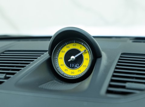 Porsche 911 Turbo S (992) 22