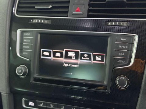 Volkswagen Golf 2.0 TDI BlueMotion Tech GTD Hatchback 5dr Diesel DSG Euro 6 (s/s) (184 ps) 44