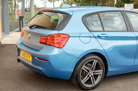BMW 1 Series 118I SPORT 8