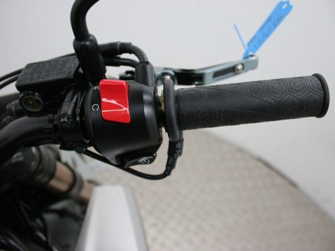 Honda CB125R CB 125 F NA-M 12