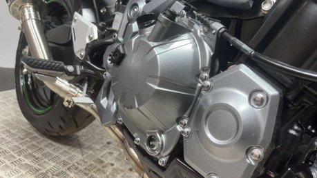 Kawasaki Z900 2017 ONLY 8K NEW MOT SUPER NAKED EXCELLENT CONDITION 900CC 36