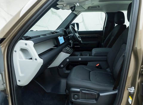 Land Rover Defender 110 D200 13