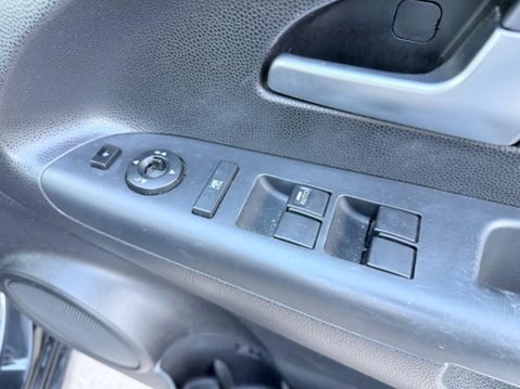 Kia Venga 1.6 2 Auto Euro 5 5dr 29