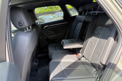 Audi Q3 TFSI QUATTRO S LINE VORSPRUNG -PAN ROOF -360 CAMERA -CARPLAY -FULL AUDI S/H 23