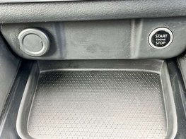 Nissan Qashqai 1.3 Qashqai N-Connecta DiG-T MHEV 5dr 50