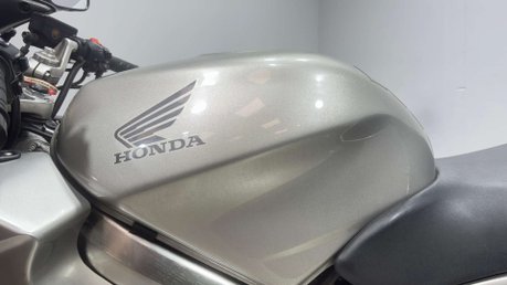 Honda VFR 1998 69K PROJECT BIKE VERY CLEAN SPARES OR REPAIR INJECTED NO VTEC 800CC 12