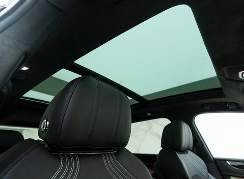 Bentley Bentayga V8 S 12