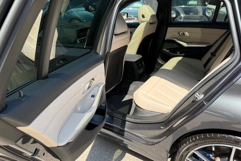 BMW 3 Series 330E M SPORT -PAN ROOF -M PRO PACK -OYSTER LEATHER -ONE OWNER -FBMWSH 30