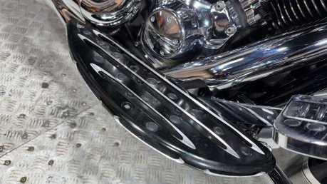 Harley-Davidson Touring 1690 FLHRC ROADKING CLASSIC 2012, MANY EXTRAS, LONG MOT 40
