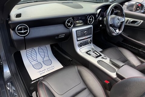 Mercedes-Benz SLC SLC 200 AMG LINE - AIRSCARF -9 MERCEDES SERVICES -HEATED SEATS -PAN ROOF 31