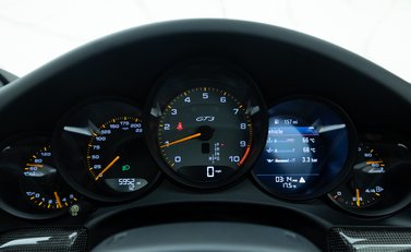 Porsche 911 GT3 (991.2) 17