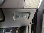 Land Rover Range Rover Sport 3.0 Range Rover Sport HST Auto 4WD 5dr 76