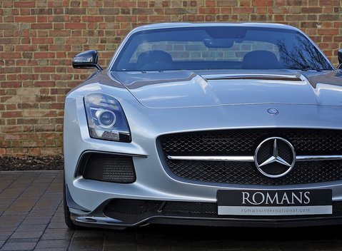 Mercedes-Benz SLS AMG Black Series 4