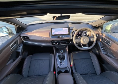 Nissan Qashqai DIG-T TEKNA 9