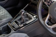 Volkswagen Golf R-LINE TSI 30