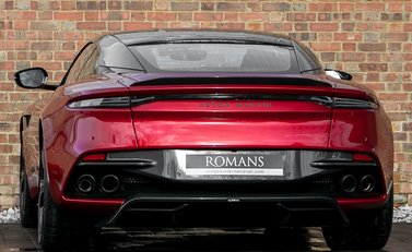 Aston Martin DBS Superleggera 3