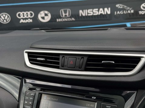 Nissan Qashqai 1.5 dCi Acenta Premium SUV 5dr Diesel Manual 2WD Euro 5 (s/s) (110 ps) 90