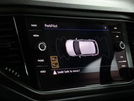Volkswagen T-Roc DESIGN TSI 37