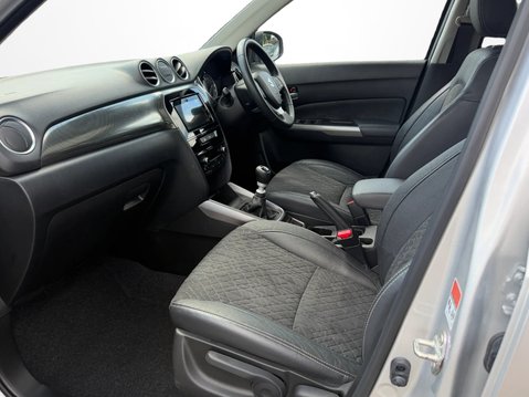 Suzuki Vitara 1.4 Boosterjet 48V Hybrid SZ5 5dr 2