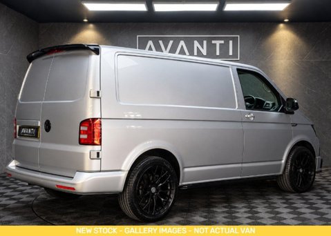 Volkswagen Transporter 2.0 TDI T30 BlueMotion Tech Highline Panel Van 5dr Diesel Manual FWD LWB Eu 9