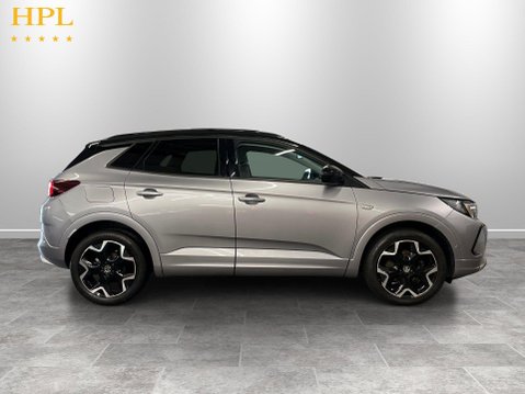 Vauxhall Grandland 1.2 Turbo Ultimate SUV 5dr Petrol Auto Euro 6 (s/s) (130 ps) Alloys - Air C 8