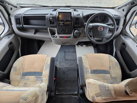 Swift Suntor 590RS Motorhome 16