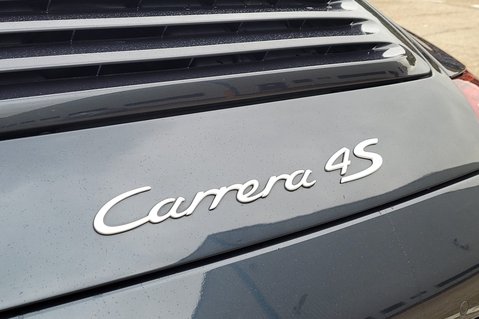 Porsche 911 CARRERA 4 TIPTRONIC S 18