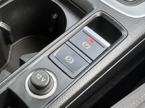 Audi Q3 1.5 TFSI CoD 35 Sport Euro 6 (s/s) 5dr 36