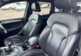 Audi Q5 2.0 TDI QUATTRO S LINE PLUS 30