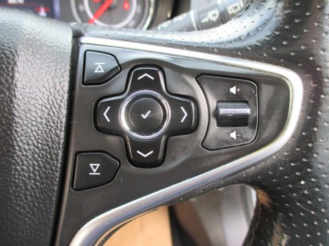 Vauxhall Insignia 1.8 16V SRi Euro 5 5dr 34