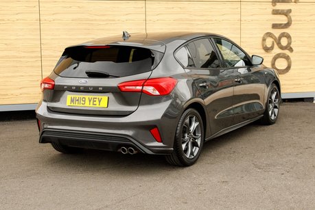 Ford Focus ST-LINE