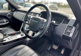 Land Rover Range Rover 4.4 SDV8 AUTOBIOGRAPHY AUTO 19